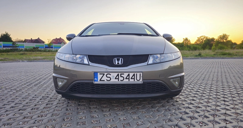 Honda Civic cena 23500 przebieg: 216336, rok produkcji 2008 z Szczecin małe 191